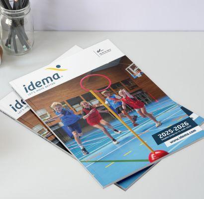 Catalogue Idema déposé sur une table